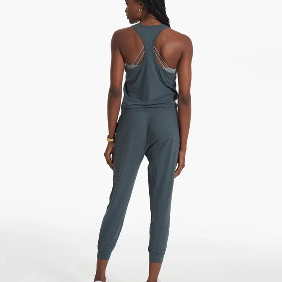 NEW Sold Out Vuori Women's Lux Jumpsuit Stone Heather, Size Medium - Picture 7 of 9